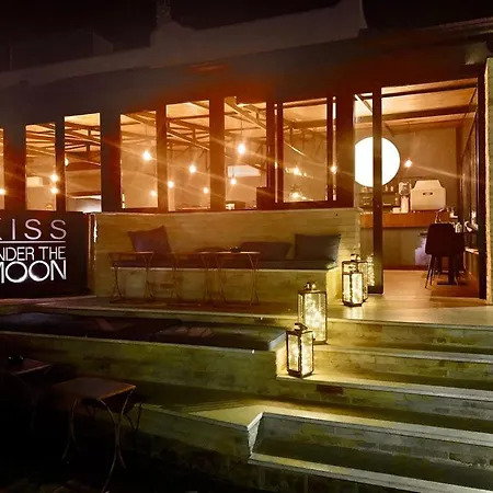 E Beb Kiss Under The Moon Lesina