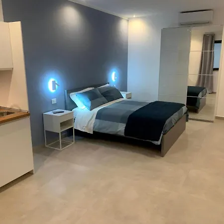 E Beb Kiss Under The Moon Apartment Lesina