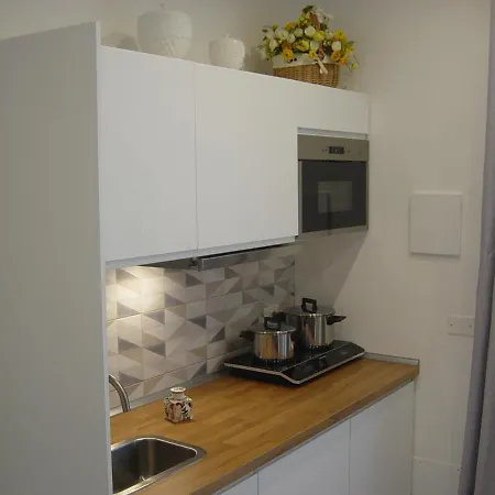 E Beb Kiss Under The Moon *