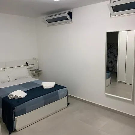 E Beb Kiss Under The Moon * Lesina