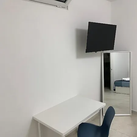 E Beb Kiss Under The Moon Apartment Lesina